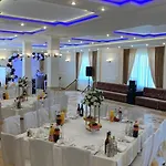 Staryj Kosiv Hotel *